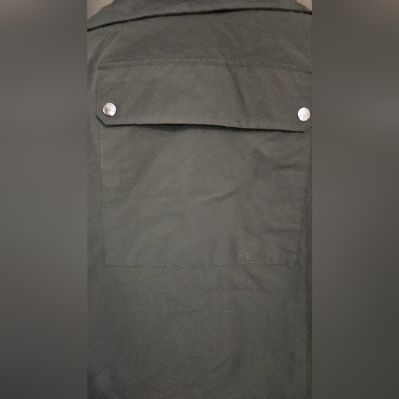 BY.DYLN Zach Utility Nylon Jacket in Coal/olive green. Size Small - Picture 8 of 16